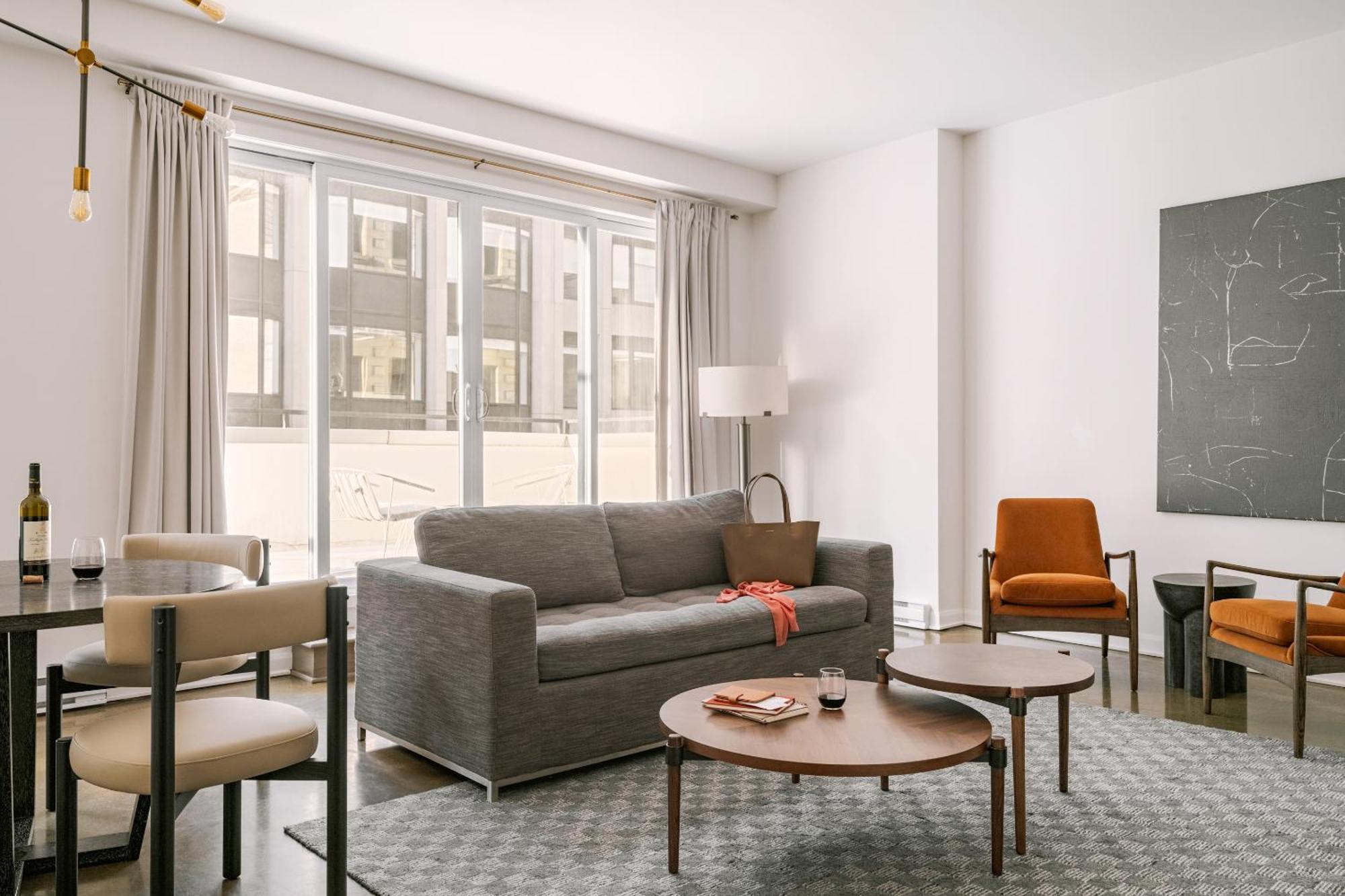 Sonder Penny Lane Aparthotel มอนทรีอัล ภายนอก รูปภาพ